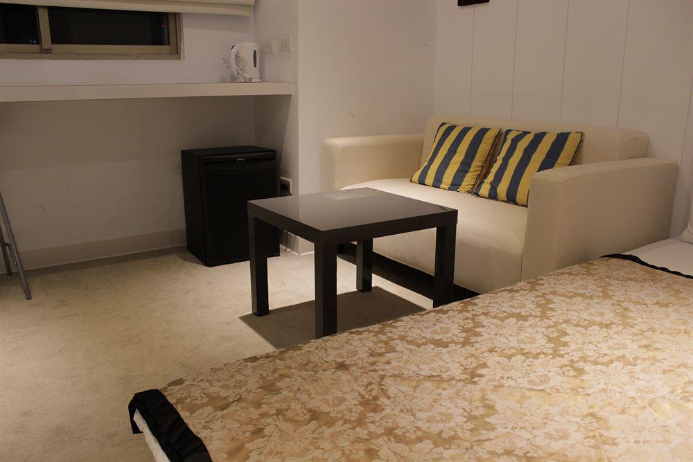 Ximen 135 House Hotel Taipei Exterior photo