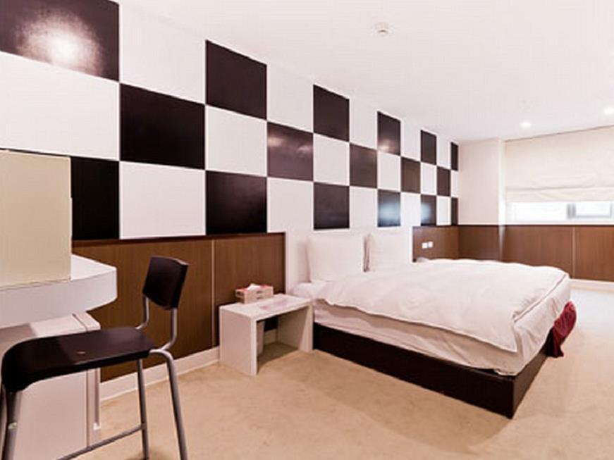 Ximen 135 House Hotel Taipei Exterior photo