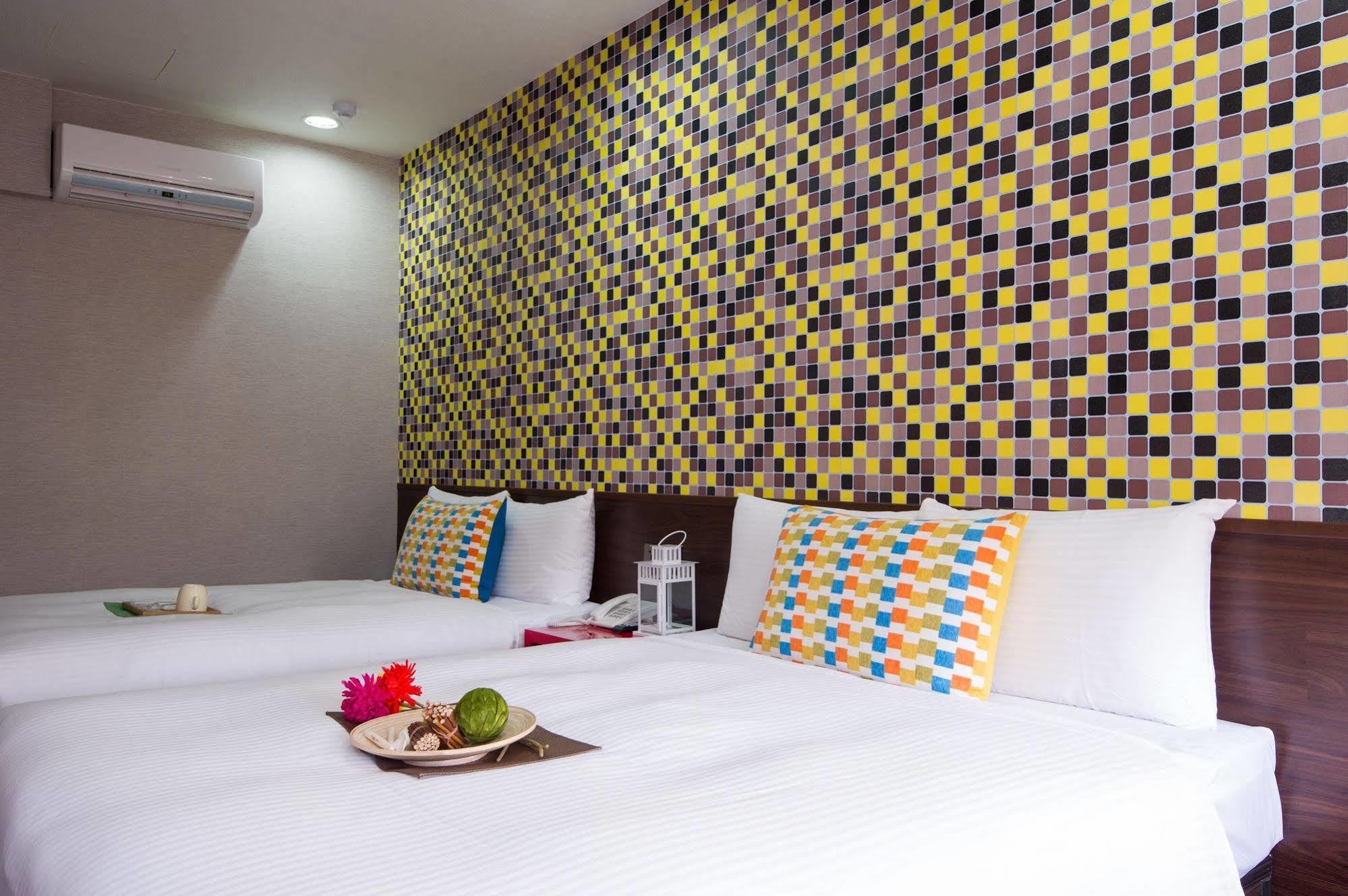 Ximen 135 House Hotel Taipei Exterior photo